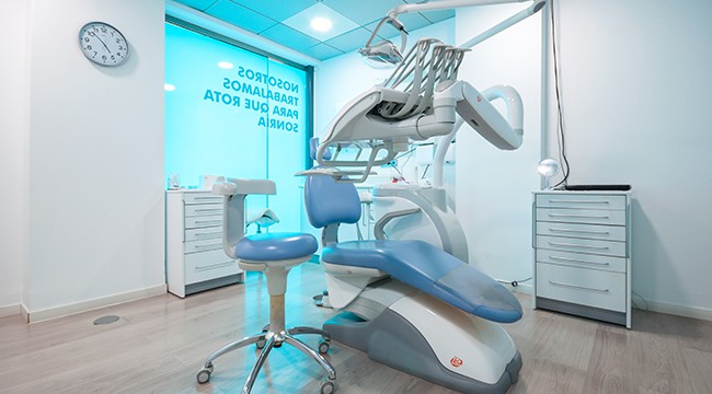 Dental Company Rota Clínica dental Rota
