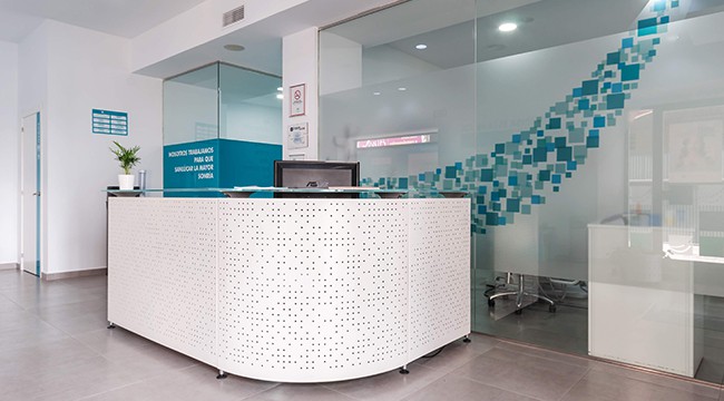 Dental Company Sanlúcar la Mayor Clínica dental Sanlúcar la Mayor
