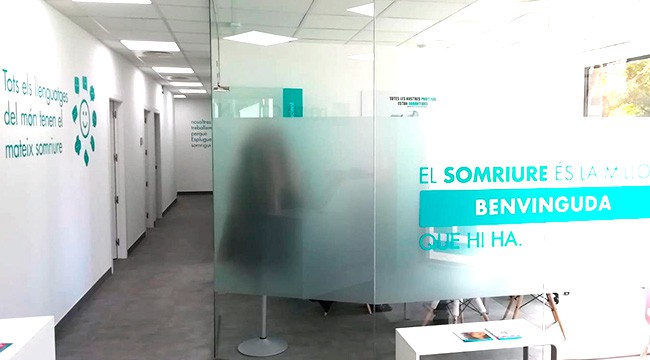 Dental Company Esplugues de Llobregat Clínica dental Esplugues de Llobregat