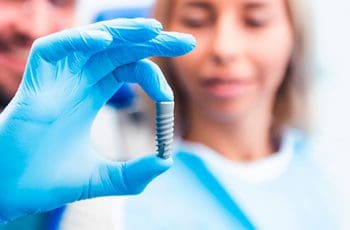 Implante dental