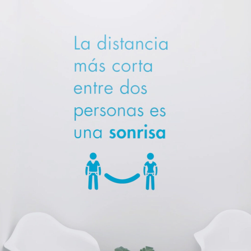 Imagen de responsabilidad social con texto sobre la sonrisa